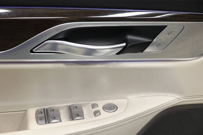 2016 BMW 7 Series 750i xDrive