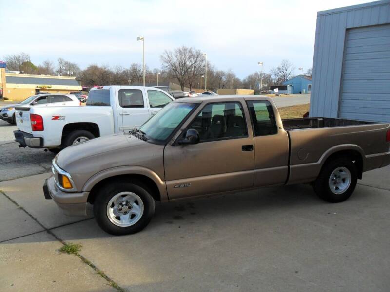 1997 Chevrolet S-10 for sale at C MOORE CARS in Grove OK