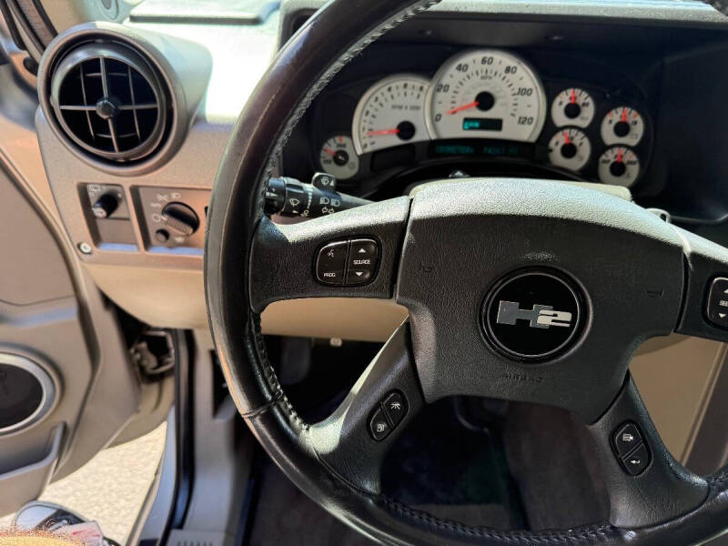 2004 HUMMER H2