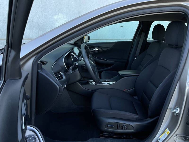 2023 Chevrolet Malibu LT