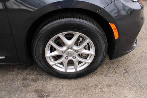 2021 Chrysler Pacifica Touring L