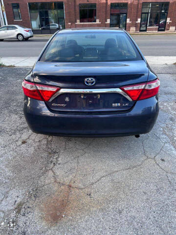 2017 Toyota Camry Hybrid LE