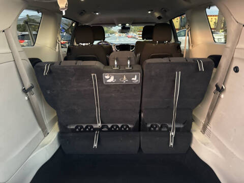 2021 Chrysler Pacifica Touring