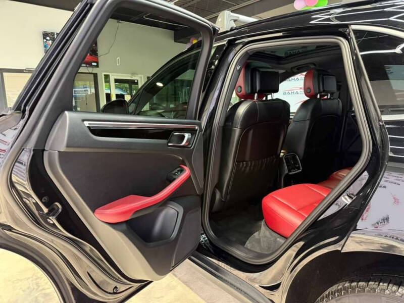 2023 Porsche Macan