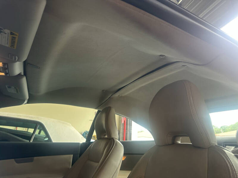 2012 Volvo C70 T5 Premier Plus