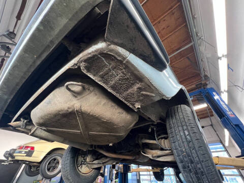 1978 Mercedes-Benz 240-Class