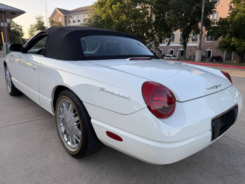 2002 Ford Thunderbird Deluxe