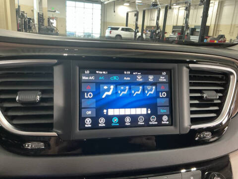 2019 Chrysler Pacifica Touring Plus