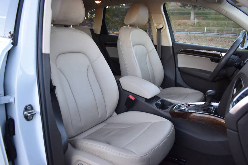 2015 Audi Q5 2.0T quattro Premium Plus