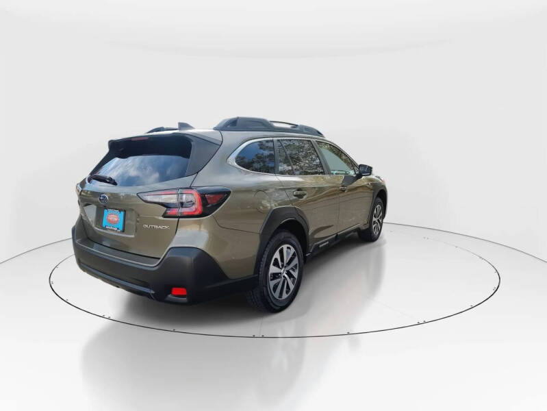 2023 Subaru Outback Premium