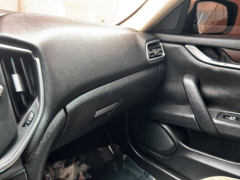 2014 Maserati Ghibli