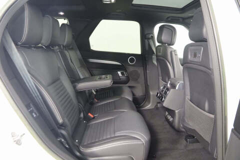 2023 Land Rover Discovery P360 S R-Dynamic