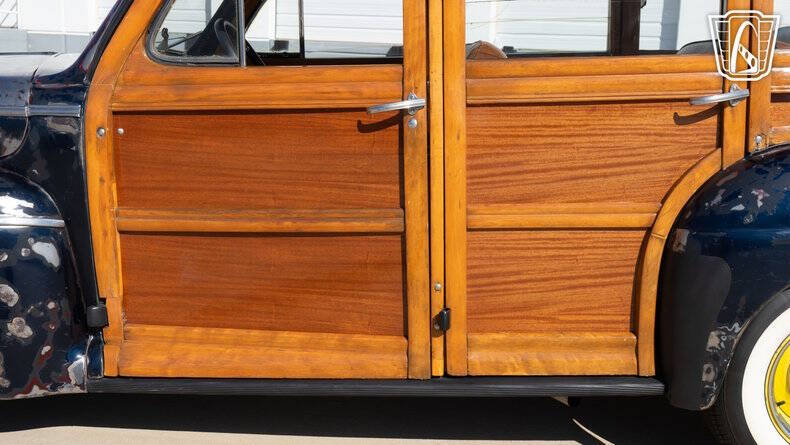 1946 Ford Super Deluxe