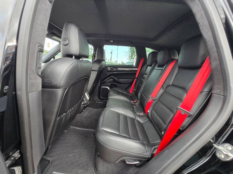 2014 Porsche Cayenne Turbo S