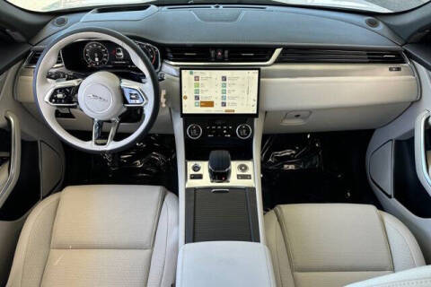 2026 Jaguar F-PACE P250 R-Dynamic S