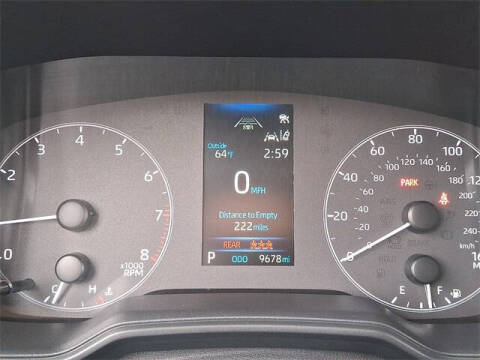 2025 Toyota Corolla Cross LE