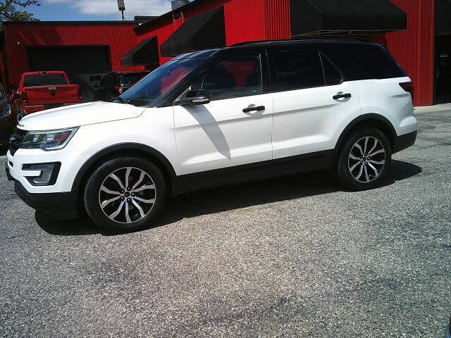 2017 Ford Explorer Sport