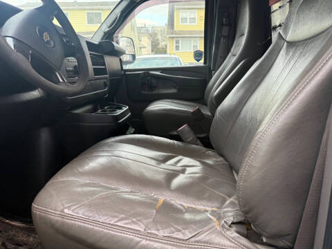2015 Chevrolet Express 2500