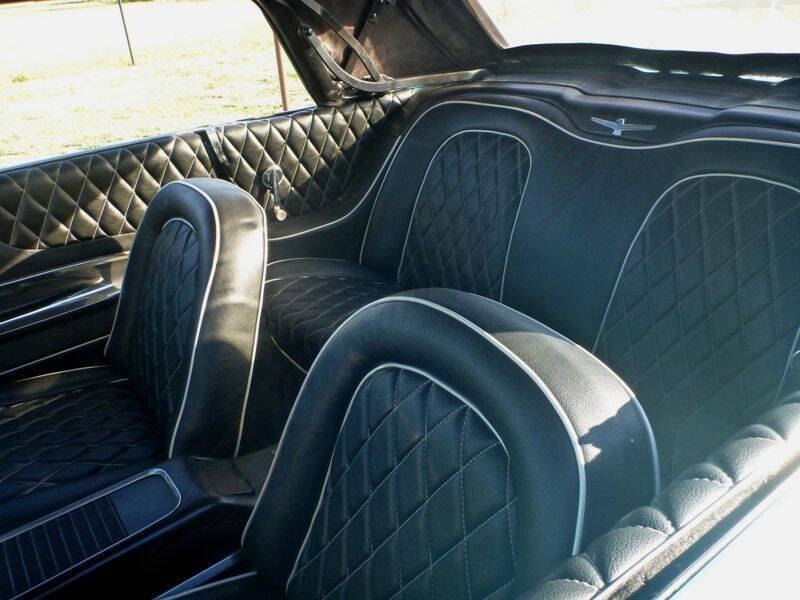 1960 Ford Thunderbird