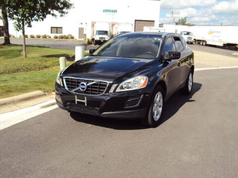 2012 Volvo XC60 for sale at ARIANA MOTORS INC in Addison IL