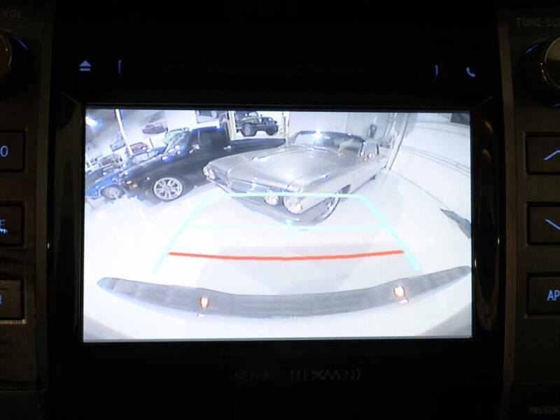 2017 Toyota Tundra SR5