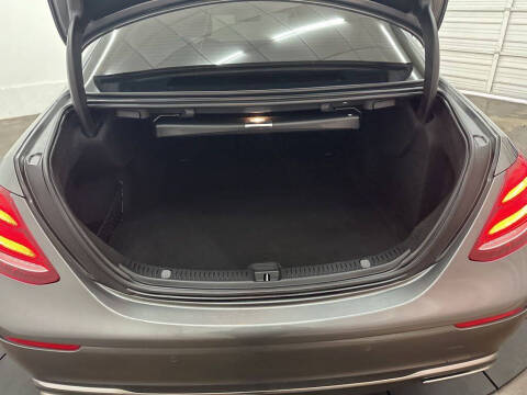 2018 Mercedes-Benz E-Class E 300