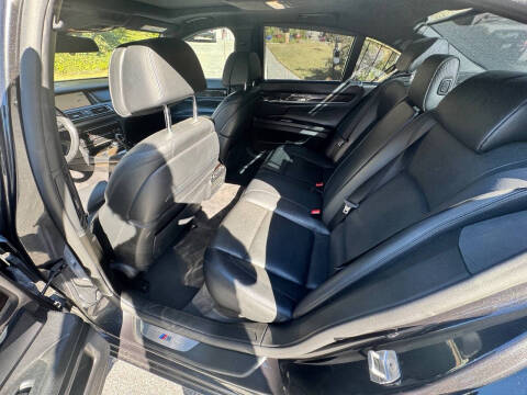 2015 BMW 7 Series 750i