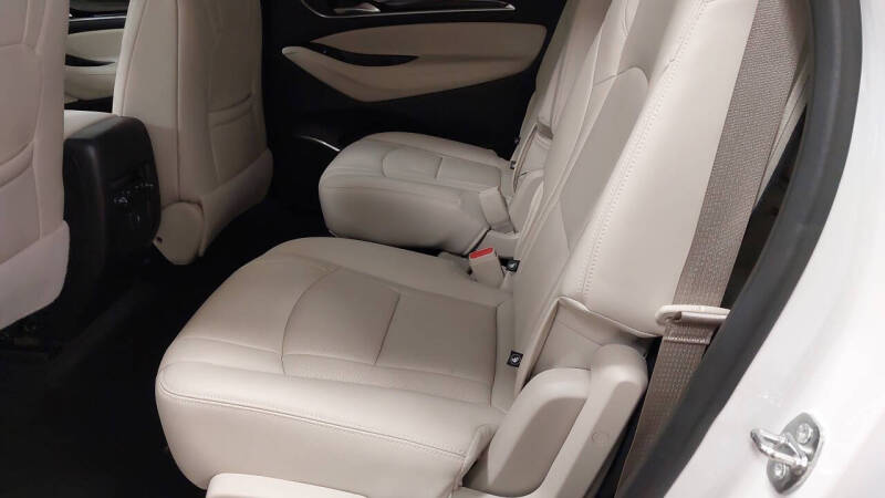 2022 Buick Enclave Essence