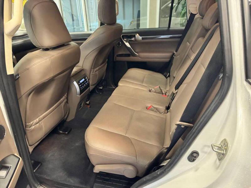 2023 Lexus GX 460 Luxury