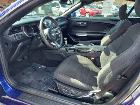 2015 Ford Mustang V6