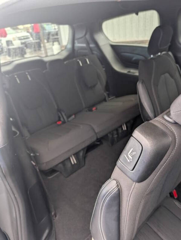 2022 Chrysler Pacifica Touring