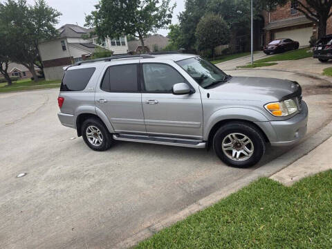 2004 Toyota Sequoia SR5