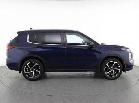 2023 Mitsubishi Outlander SEL