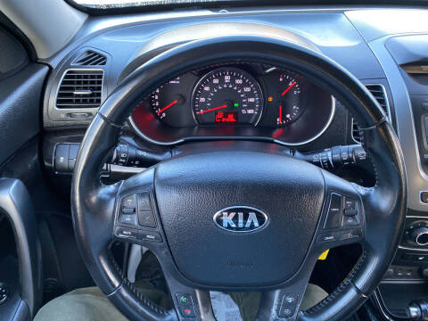 2014 Kia Sorento LX