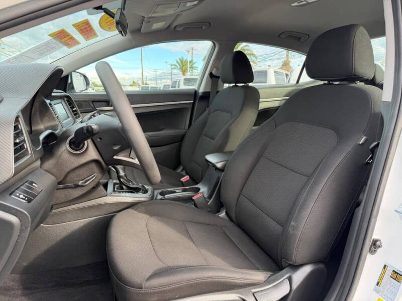 2019 Hyundai Elantra