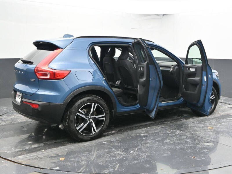 2024 Volvo XC40