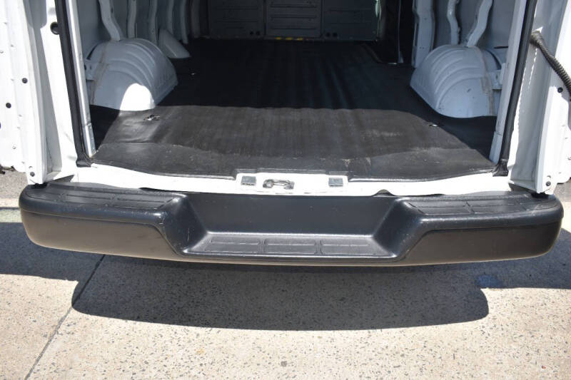 2018 Chevrolet Express 2500