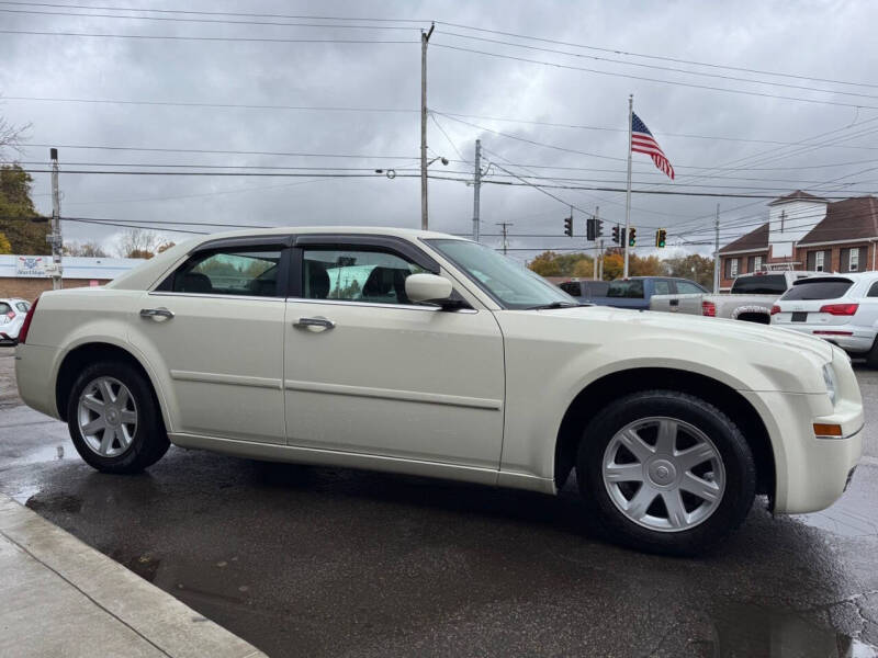 2005 Chrysler 300 Touring