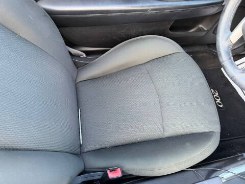 2011 Chrysler 200 Touring