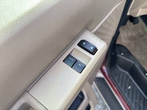 2011 Ford E-Series E-150