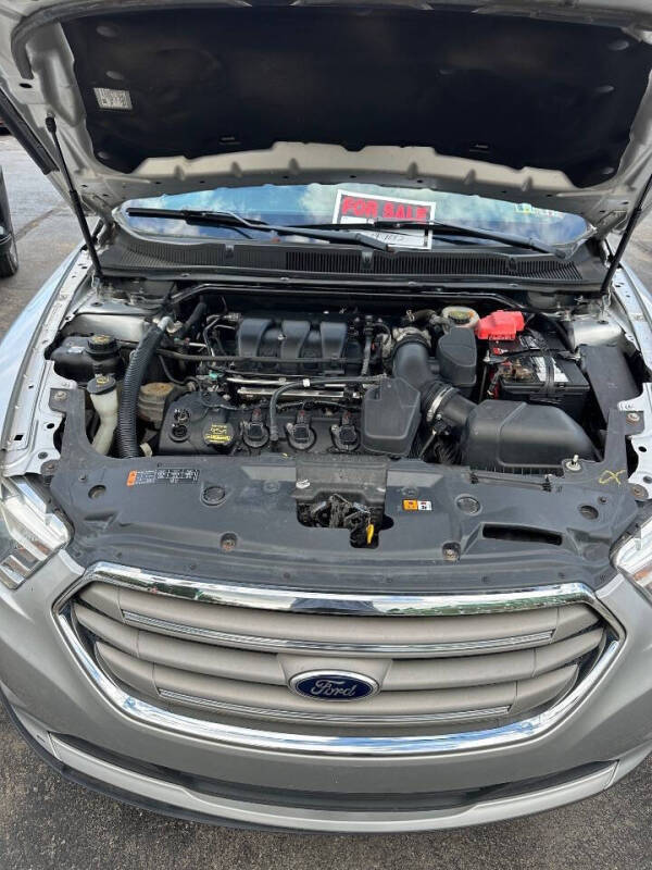 2013 Ford Taurus SEL