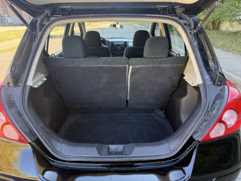 2011 Nissan Versa 1.8 S