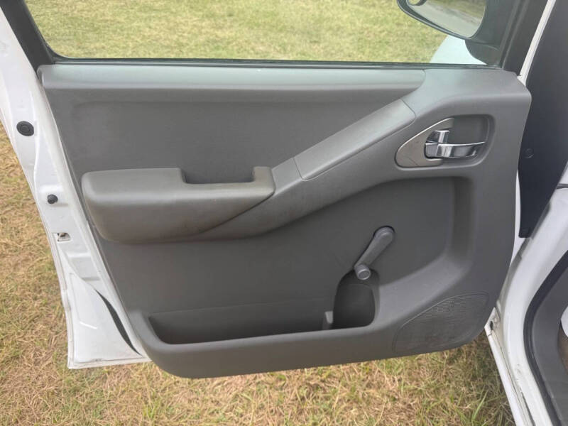 2006 Nissan Frontier XE