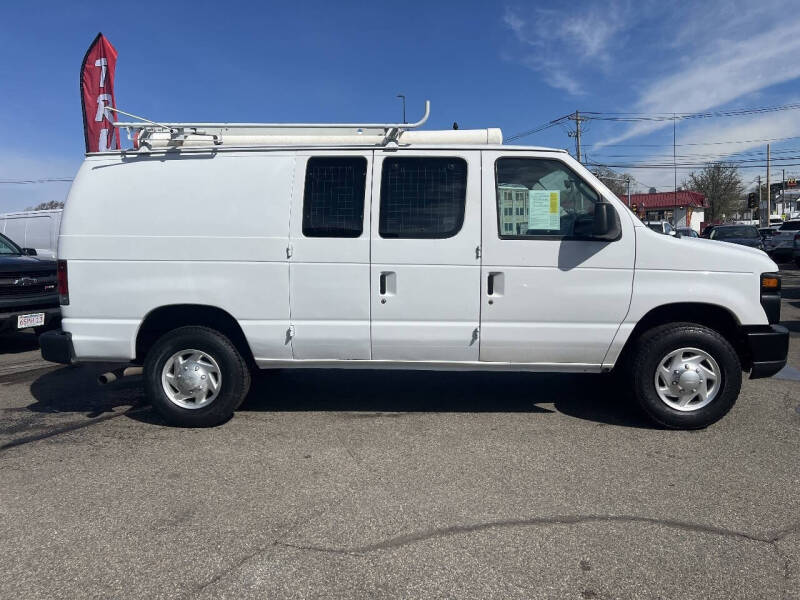 2011 Ford E-Series