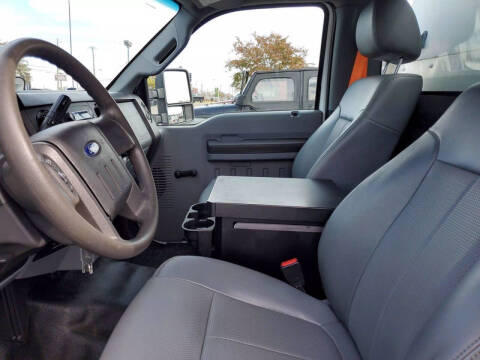 2013 Ford F-350 Super Duty XL