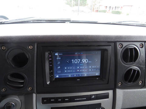 2007 Jeep Commander Sport