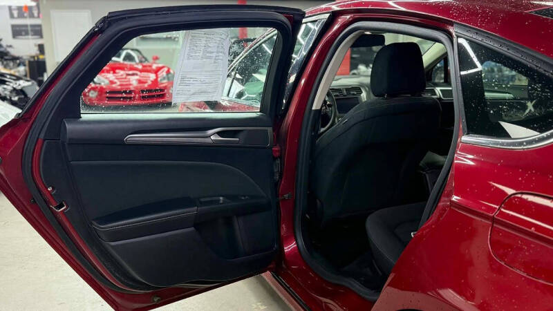 2020 Ford Fusion Hybrid SE