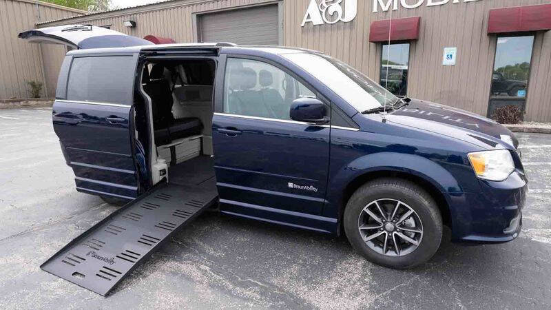 2017 Dodge Grand Caravan SXT's photo