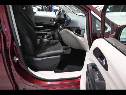 2018 Chrysler Pacifica Touring Plus
