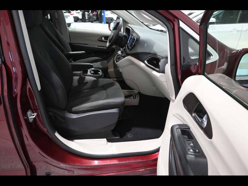 2018 Chrysler Pacifica Touring Plus